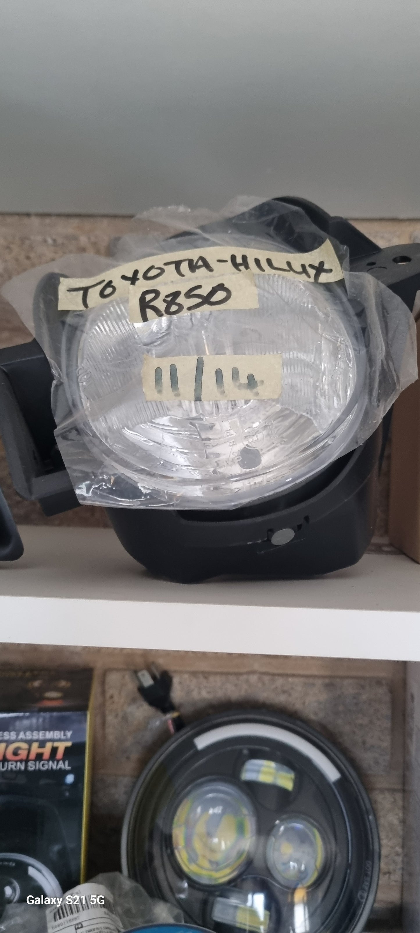 Toyota hilux foglight 2011 2014