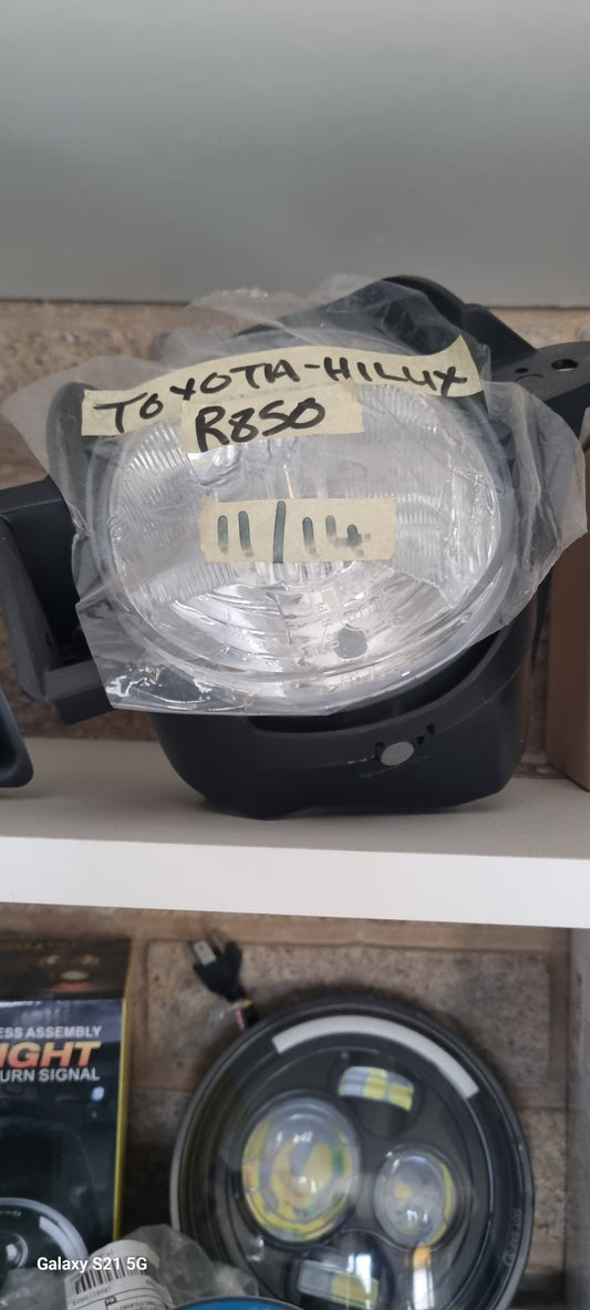 Toyota hilux foglight 2011 2014